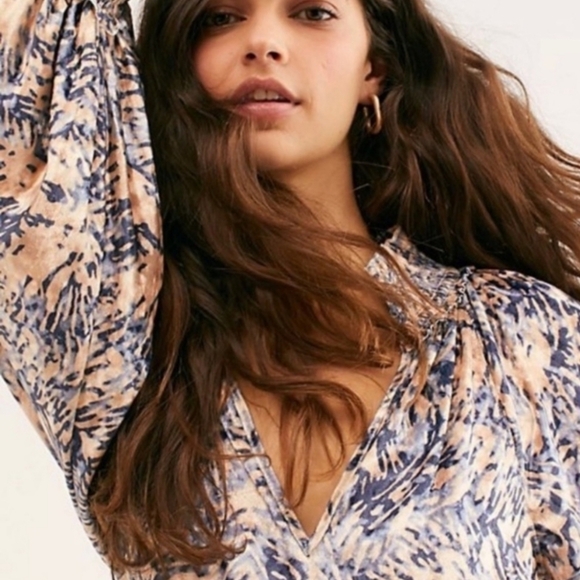 FREE People | EUC Go Get Em Top Blouse Crushed Velvet Size S - Picture 5 of 11